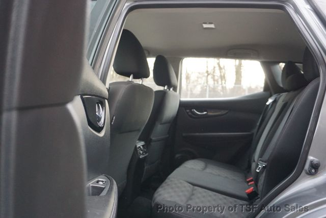 2018 Nissan Rogue Sport AWD SV - 22997436 - 15