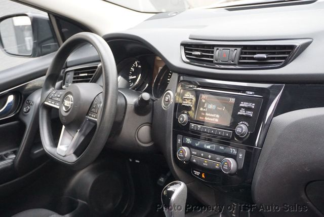 2018 Nissan Rogue Sport AWD SV - 22997436 - 20