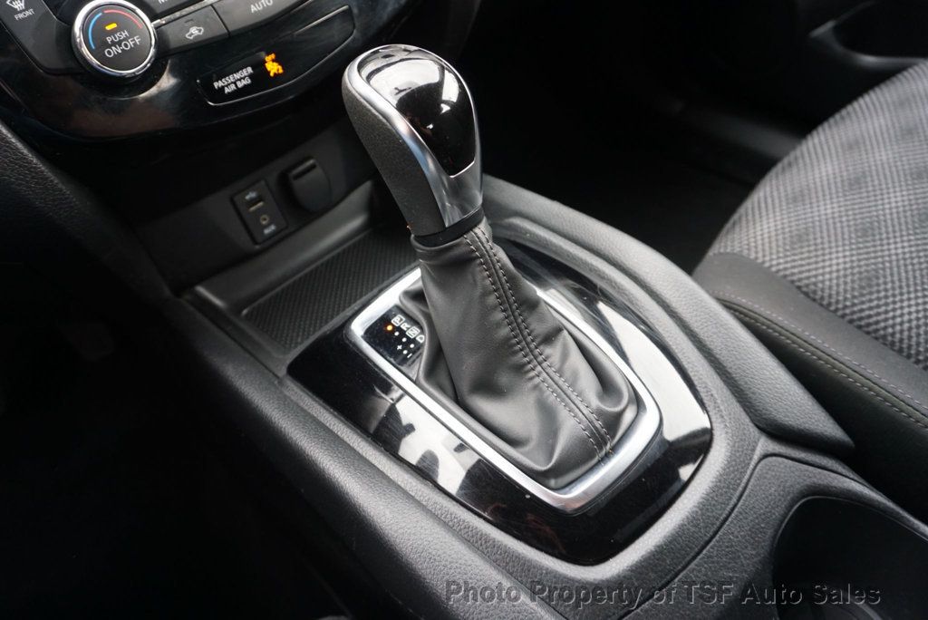 2018 Nissan Rogue Sport AWD SV - 22997436 - 28