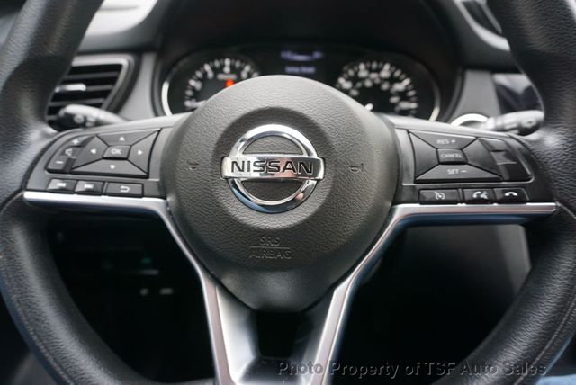 2018 Nissan Rogue Sport AWD SV - 22997436 - 29