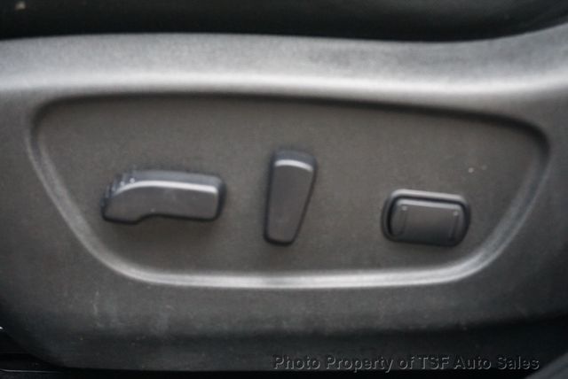 2018 Nissan Rogue Sport AWD SV - 22997436 - 31