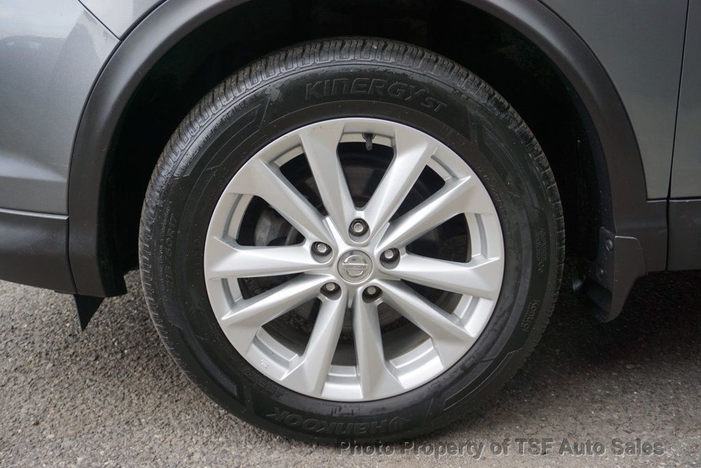 2018 Nissan Rogue Sport AWD SV - 22997436 - 32