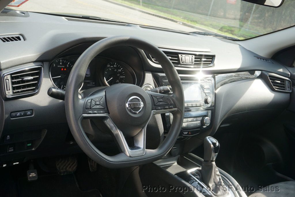 2018 Nissan Rogue Sport AWD SV - 23014448 - 13