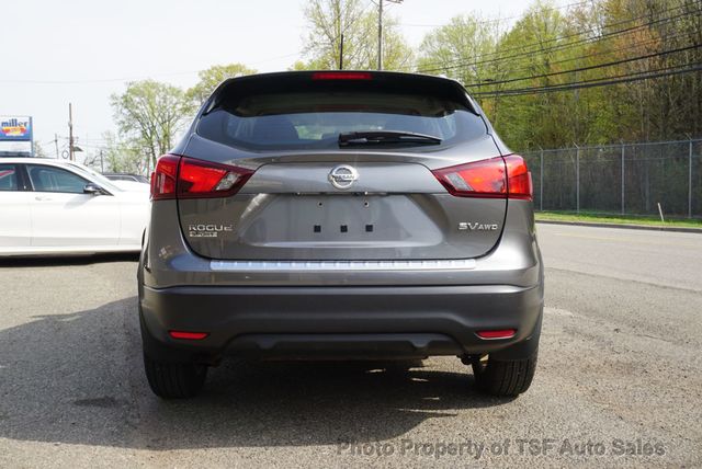 2018 Nissan Rogue Sport AWD SV - 23014448 - 5