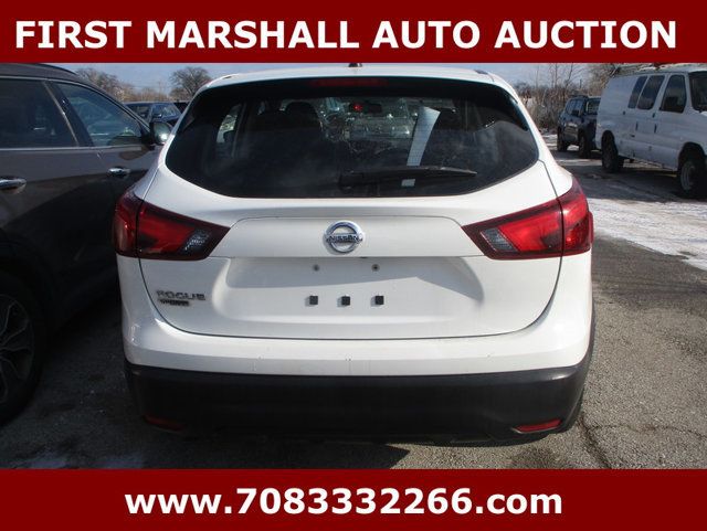 2018 Nissan Rogue Sport FWD S - 22977976 - 2