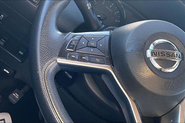 2018 Nissan Rogue Sport S - 23092304 - 20