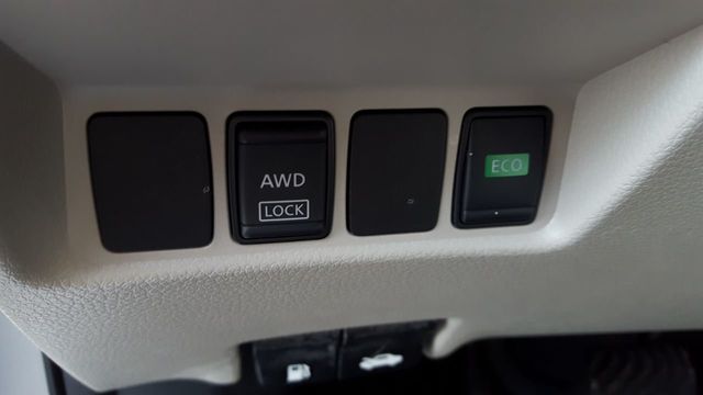 2018 Nissan Rogue Sport SV AWD - 18047558 - 13