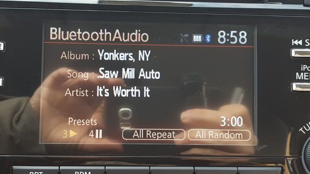 2018 Nissan Rogue Sport SV AWD - 18047558 - 18