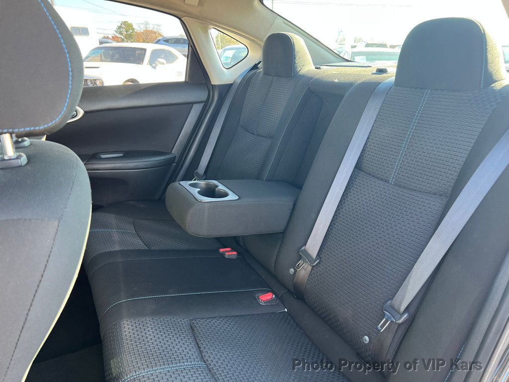2018 Nissan Sentra S CVT - 22945319 - 17