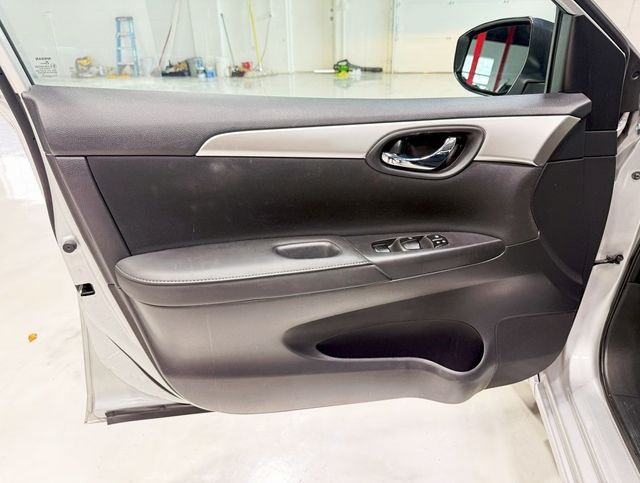 2018 Nissan Sentra S CVT - 22890799 - 21