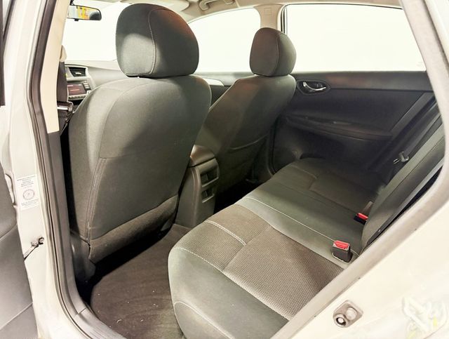 2018 Nissan Sentra S CVT - 22890799 - 25