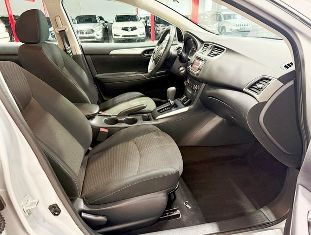 2018 Nissan Sentra S CVT - 22890799 - 30