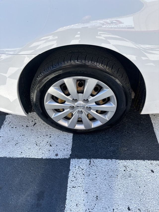 2018 Nissan Sentra S CVT - 22640324 - 8