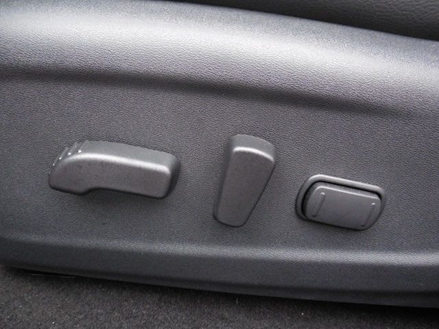 2018 Nissan Sentra SL - 17768570 - 15