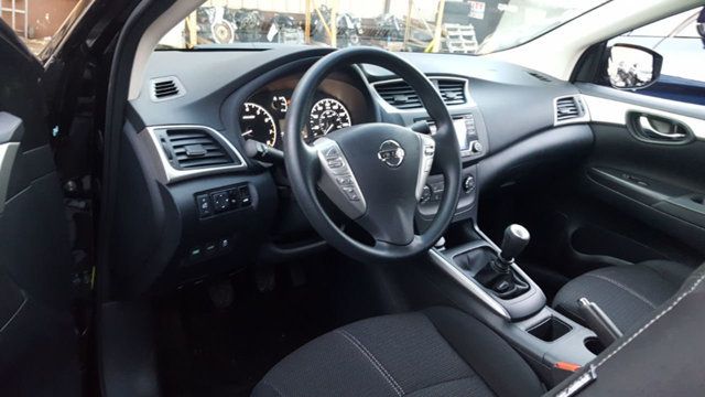2018 Nissan Sentra S Manual - 18043403 - 14