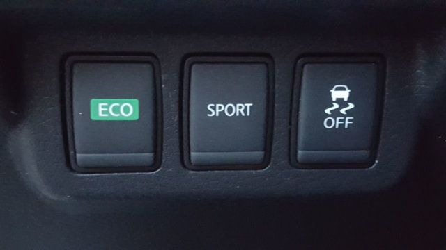 2018 Nissan Sentra S Manual - 18043403 - 17