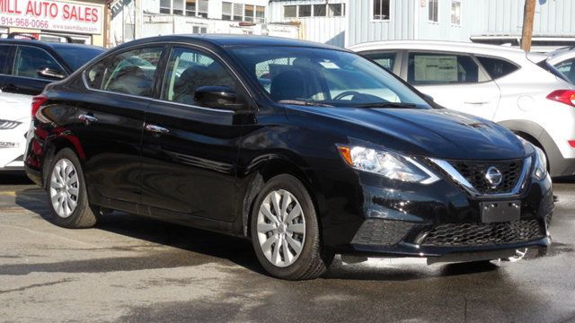 2018 Nissan Sentra S Manual - 18043403 - 3