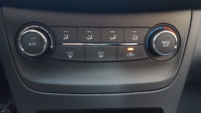 2018 Nissan Sentra S Midnight Style - 18504792 - 21