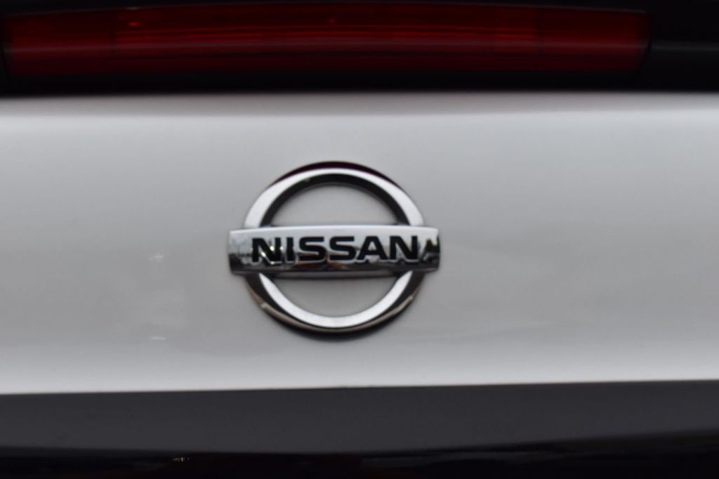 2018 Nissan Sentra SR Turbo CVT - 22122801 - 54