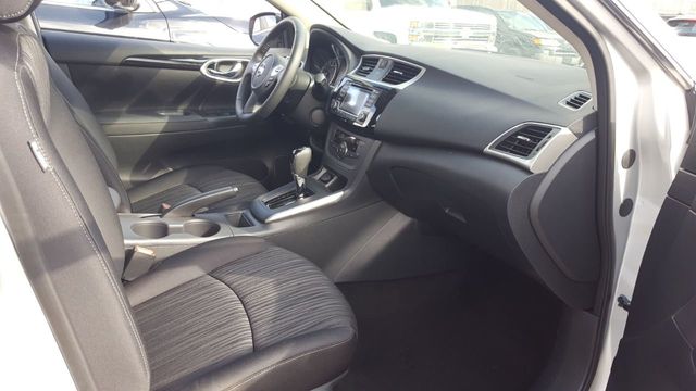 2018 Nissan Sentra SV - 18043405 - 10