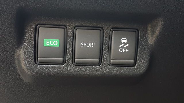 2018 Nissan Sentra SV - 18043405 - 18