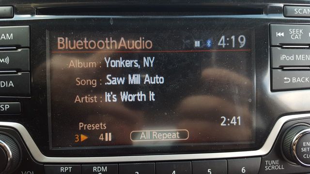 2018 Nissan Sentra SV - 18043405 - 23