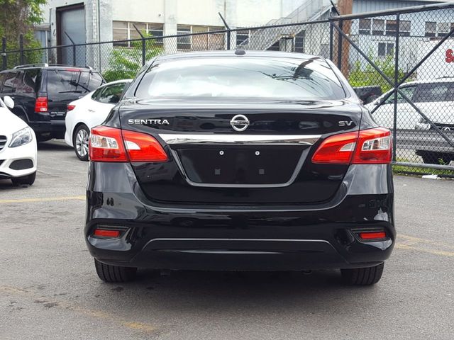 2018 Nissan Sentra SV - 18246497 - 4