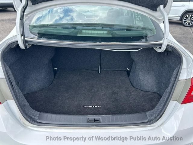 2018 Nissan Sentra SV CVT - 23058125 - 10