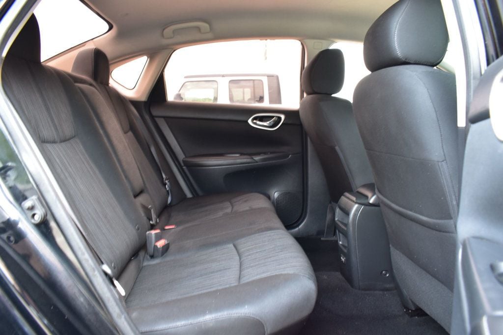 2018 Nissan Sentra SV CVT - 23078716 - 16