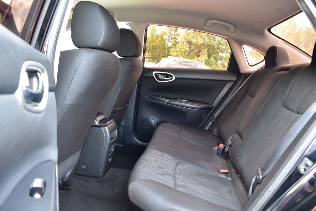2018 Nissan Sentra SV CVT - 23078716 - 19