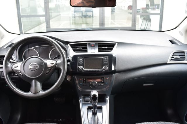 2018 Nissan Sentra SV CVT - 23078716 - 24