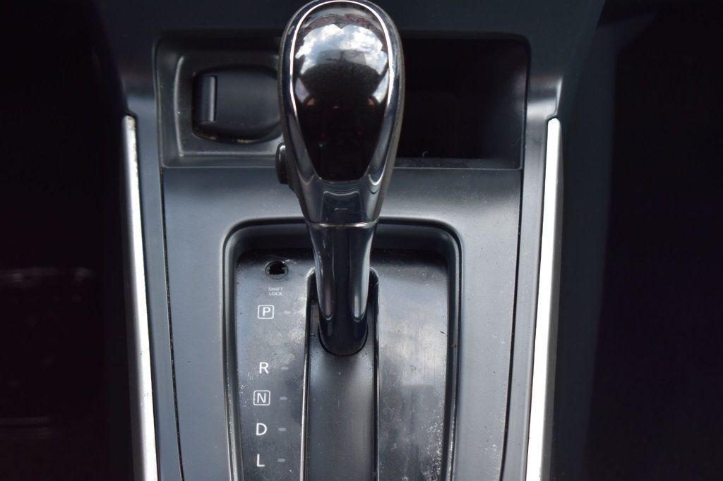 2018 Nissan Sentra SV CVT - 23078716 - 25