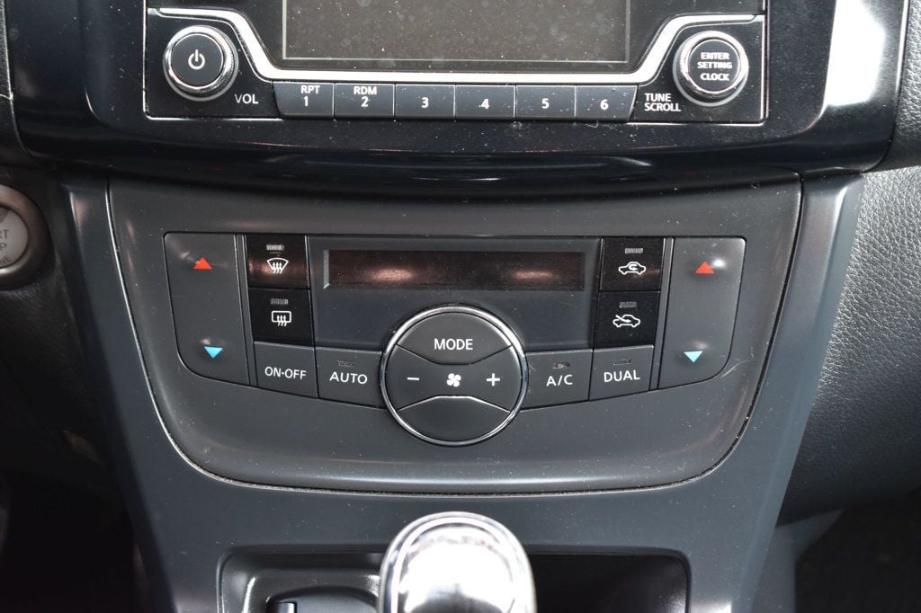 2018 Nissan Sentra SV CVT - 23078716 - 26