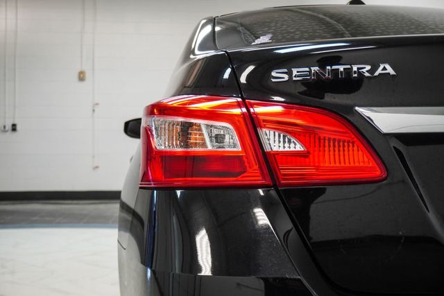 2018 Nissan Sentra SV CVT - 22995825 - 13
