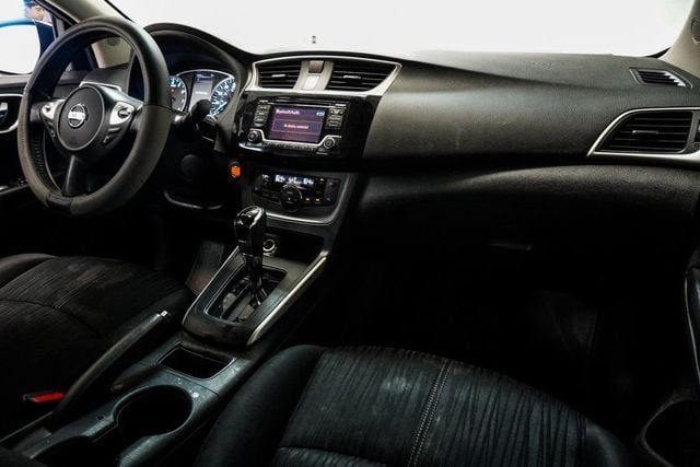 2018 Nissan Sentra SV CVT - 22995825 - 21