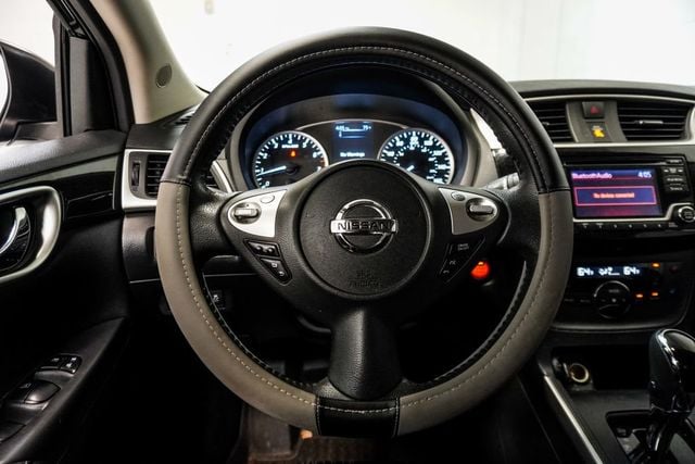 2018 Nissan Sentra SV CVT - 22995825 - 24