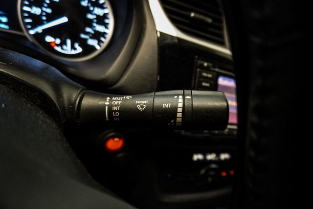 2018 Nissan Sentra SV CVT - 22995825 - 27