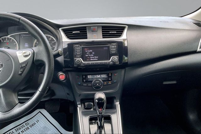 2018 Nissan Sentra SV CVT - 23014420 - 24