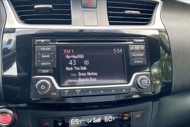 2018 Nissan Sentra SV CVT - 23014420 - 26