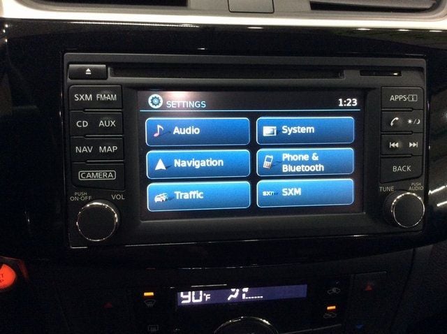 2018 Nissan Sentra SV CVT - 22954640 - 19