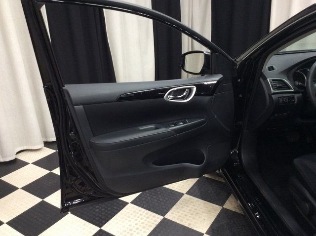 2018 Nissan Sentra SV CVT - 22954640 - 6