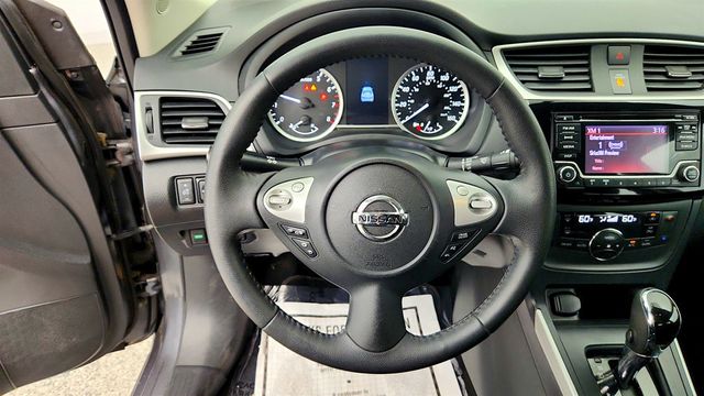 2018 Nissan Sentra SV CVT - 23043127 - 13