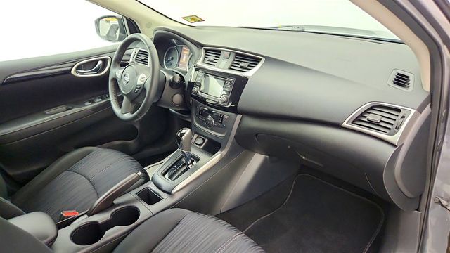 2018 Nissan Sentra SV CVT - 23043127 - 22