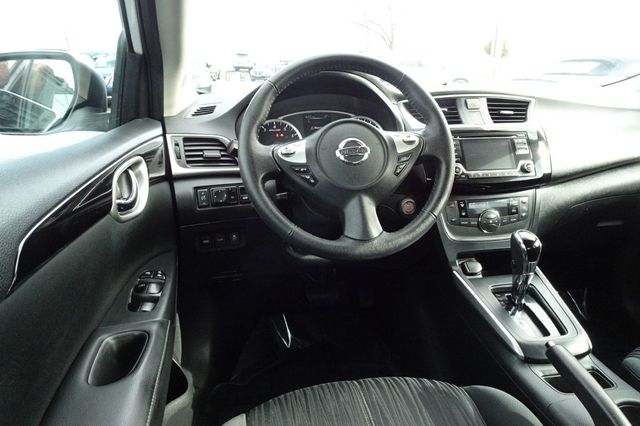 2018 Nissan Sentra SV CVT - 22945016 - 14