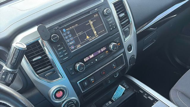 2018 Nissan Titan  - 23022364 - 5