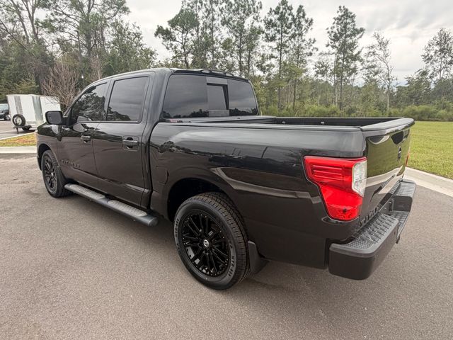 2018 Nissan Titan 4x2 Crew Cab SV - 23096790 - 18