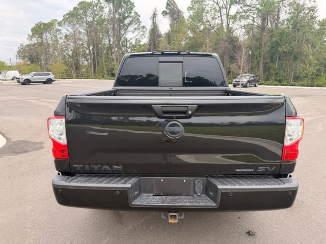 2018 Nissan Titan 4x2 Crew Cab SV - 23096790 - 19