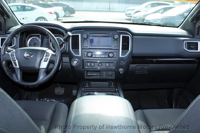 2018 Nissan Titan 4x2 Crew Cab SV - 22971285 - 12