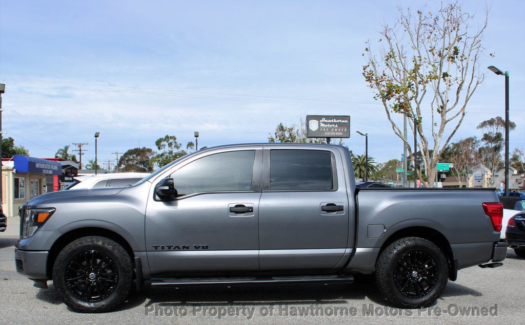 2018 Nissan Titan 4x2 Crew Cab SV - 22971285 - 7
