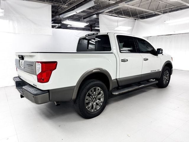 2018 Nissan Titan CREW CAB PLATINUM RESERVE 4X4 - 23075741 - 4